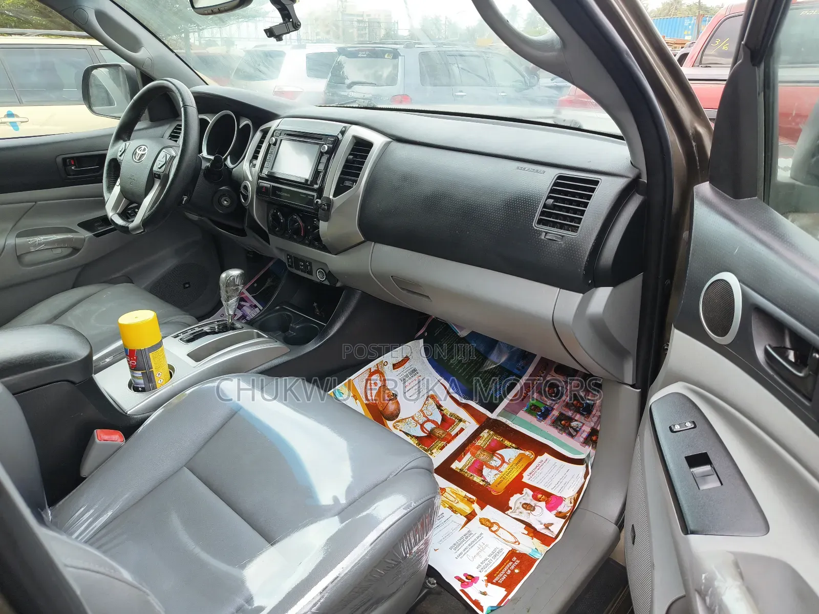 Toyota Tacoma 2015 Gold