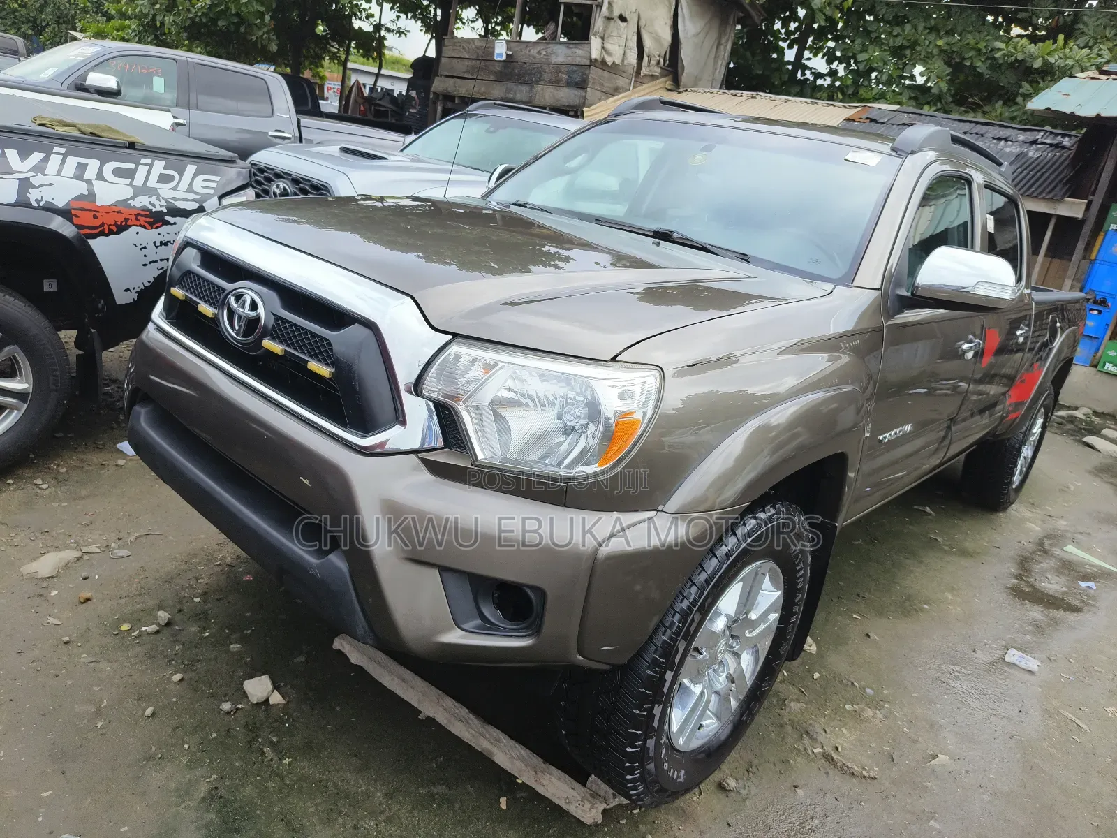 Toyota Tacoma 2015 Gold