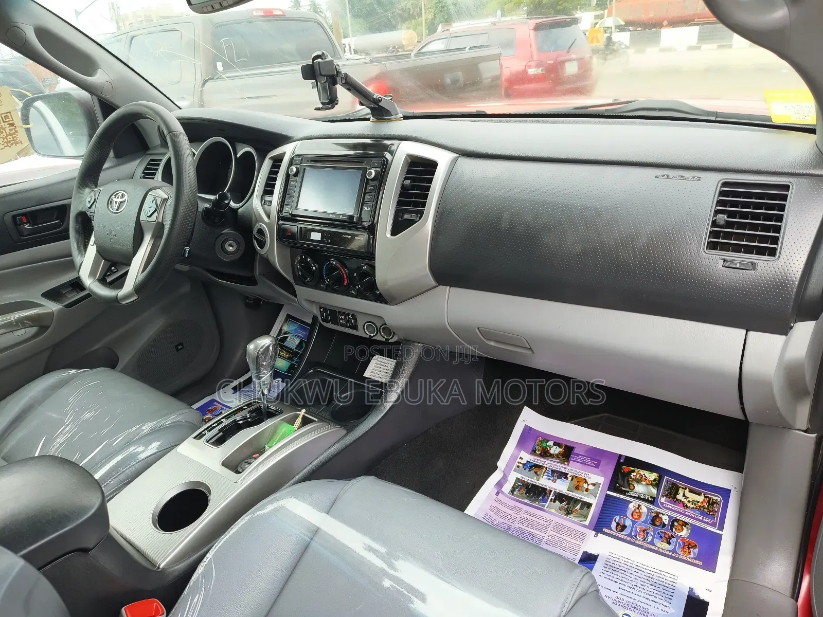 Toyota Tacoma V6 4dr Double Cab 4WD 6.1 ft. SB (4.0L 6cyl 5A) 2015 Red