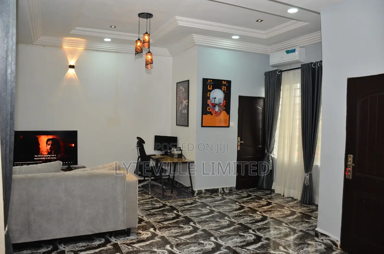 Single Room, Shared Apartment