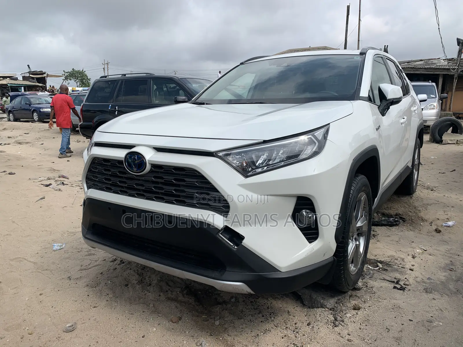 Toyota RAV4 2021 White