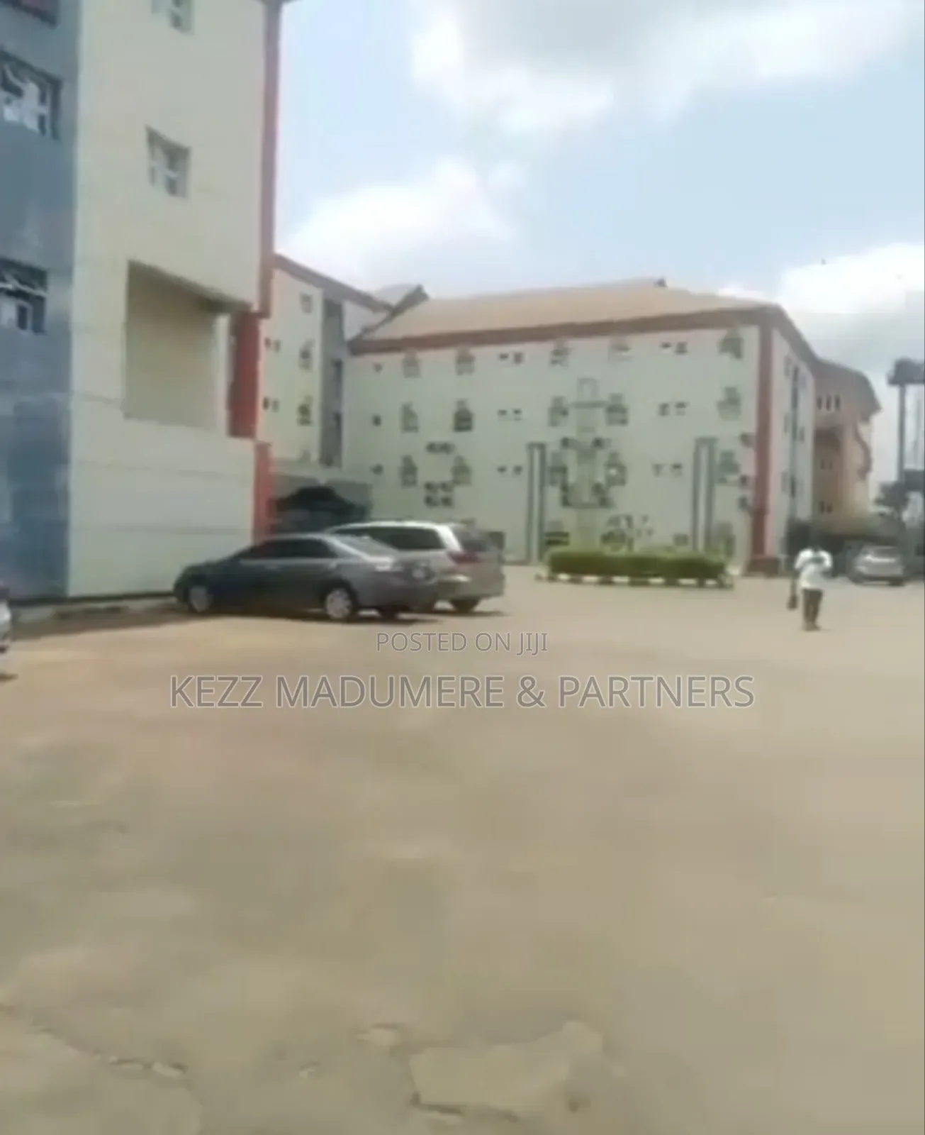 For Sale : Functional 135 Rooms Hotel