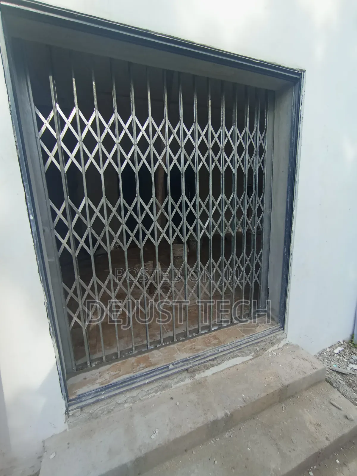 Security Collapsible Barrier