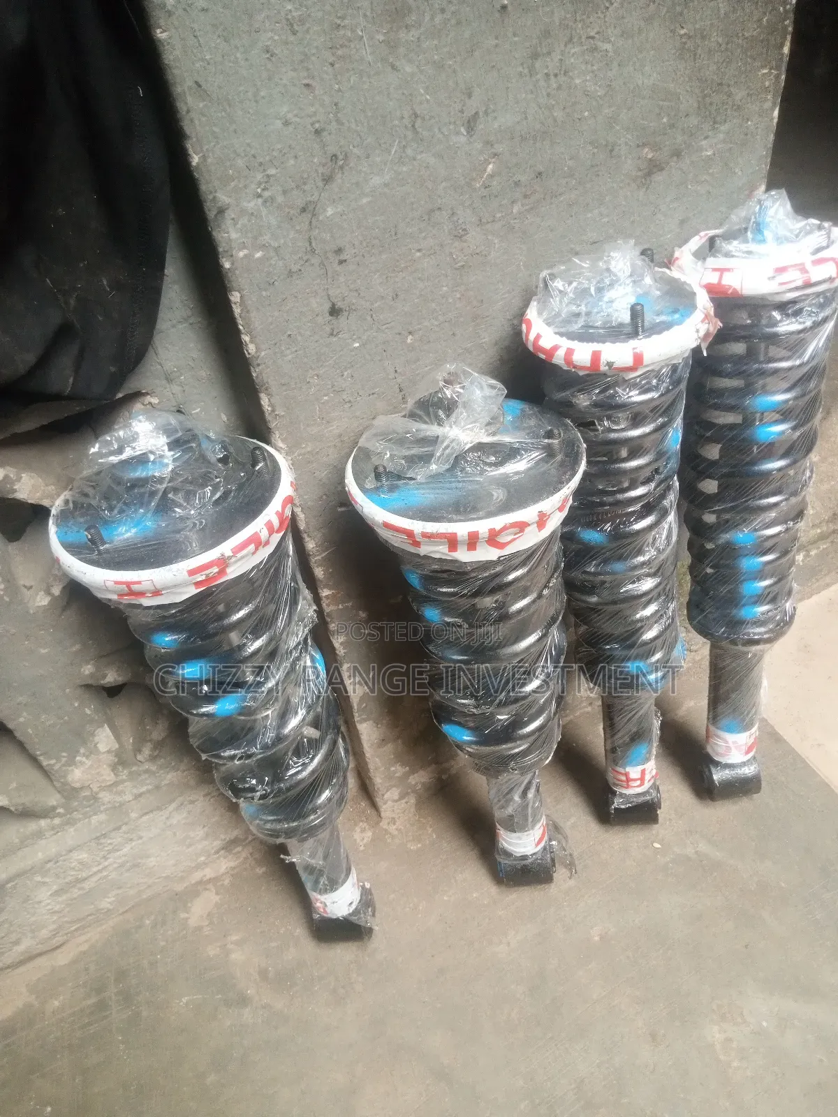 Range Rover Lr3 Shock Set 