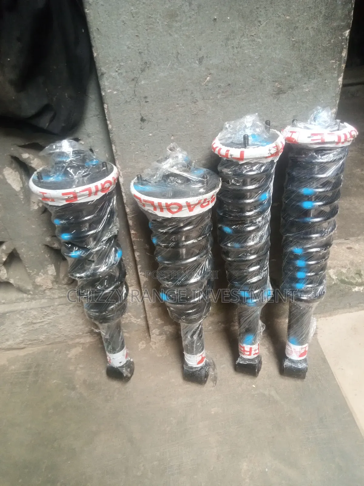 Range Rover Lr3 Shock Set 