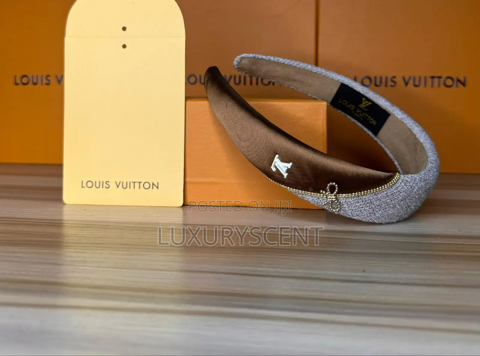 Elegant Louis Vuitton Hair Band