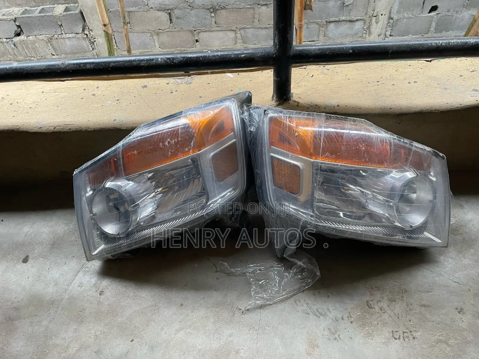 Headlight Armand 2010 Chromeless