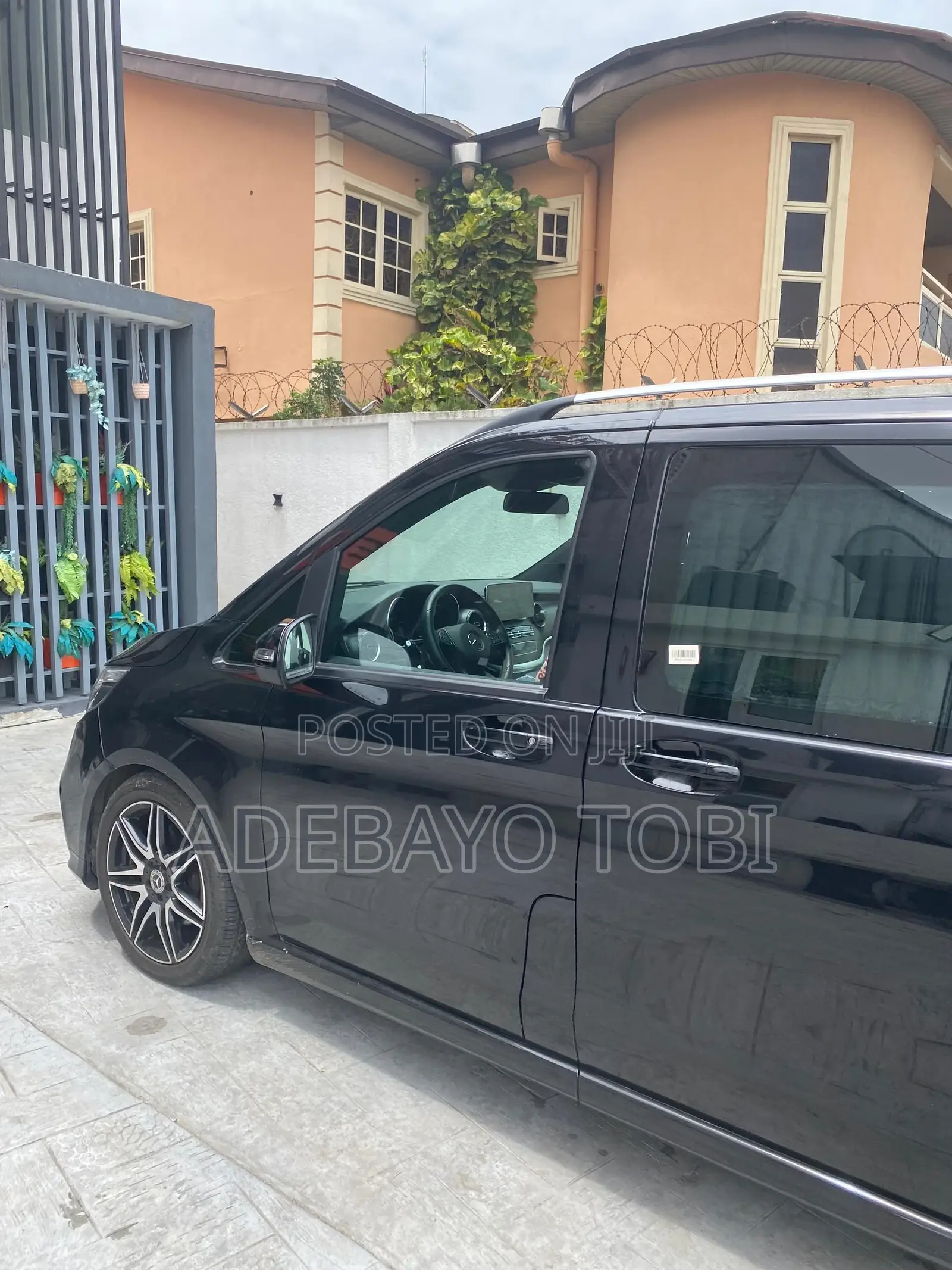 Viano Benz Bus for Rent/Hire