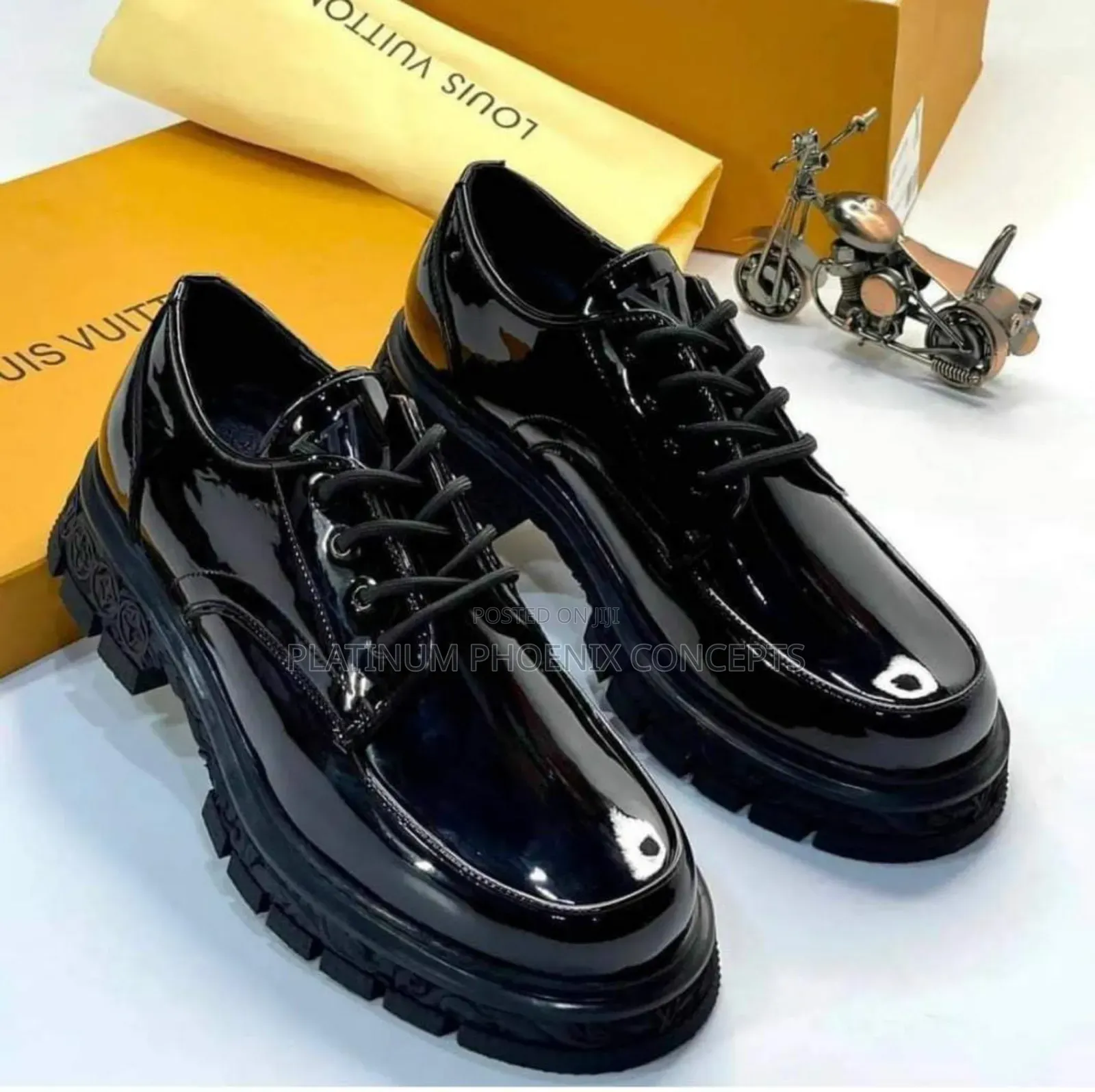 Luxury Louis Vuitton Original Classic Double Sole Shoe