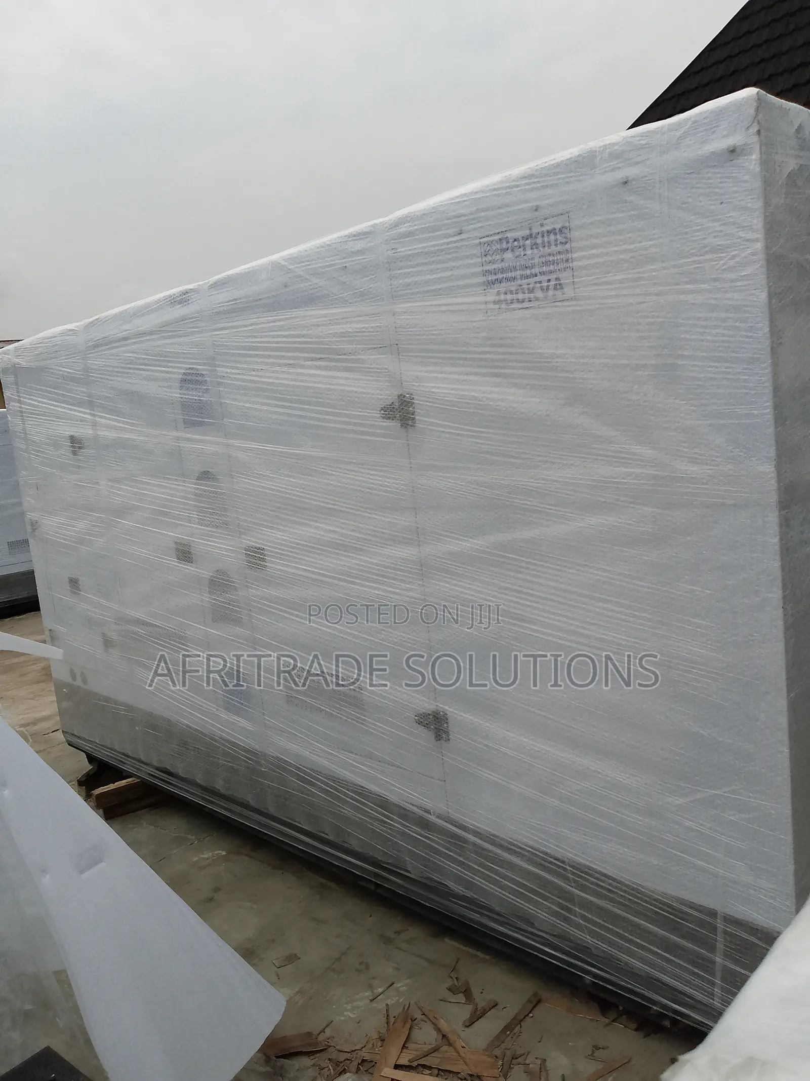 Perkins 400kva Soundproof Standby Diesel Generator