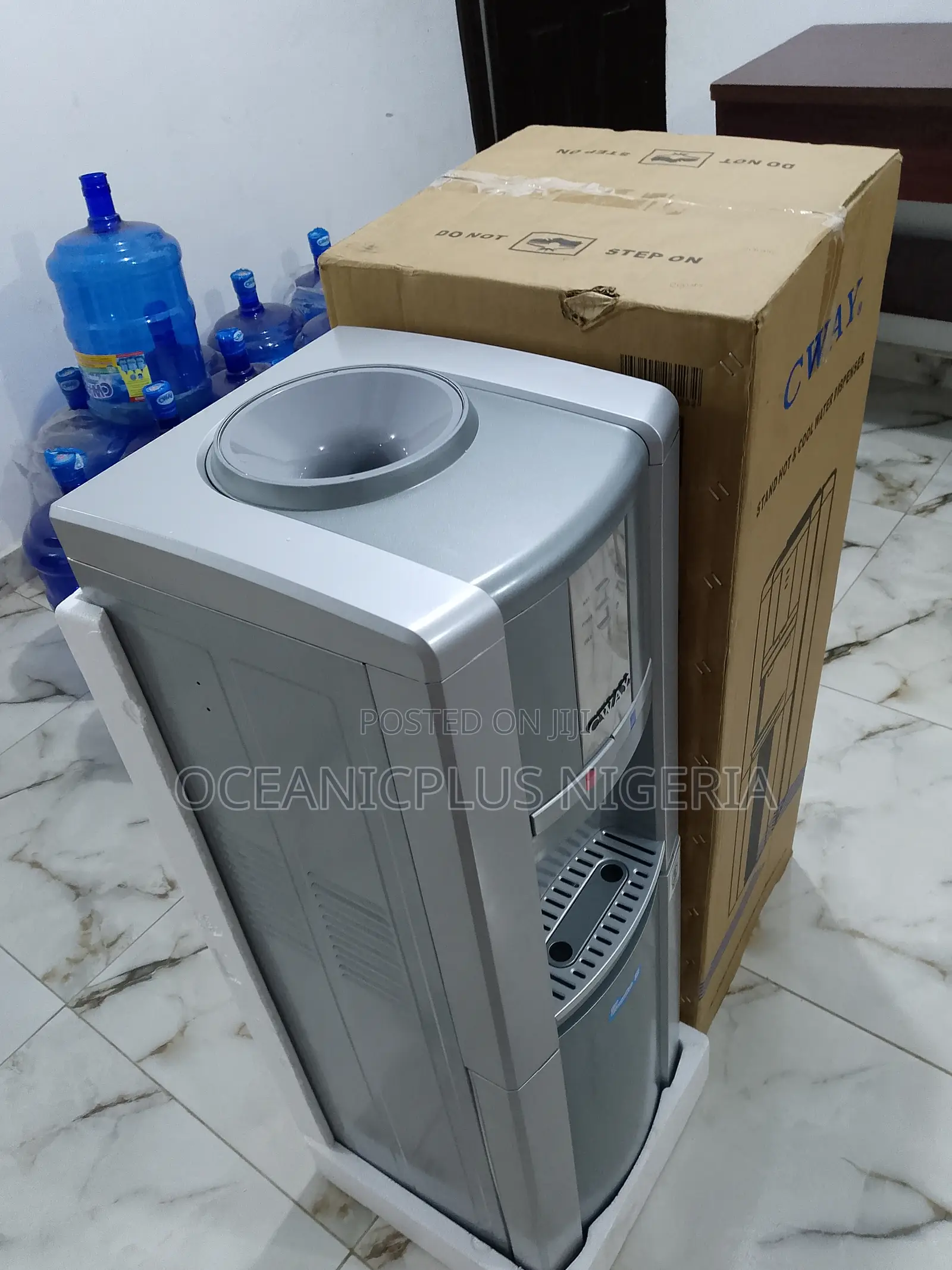 Super Efficient Cway-Hot and Cold-Water Dispenser