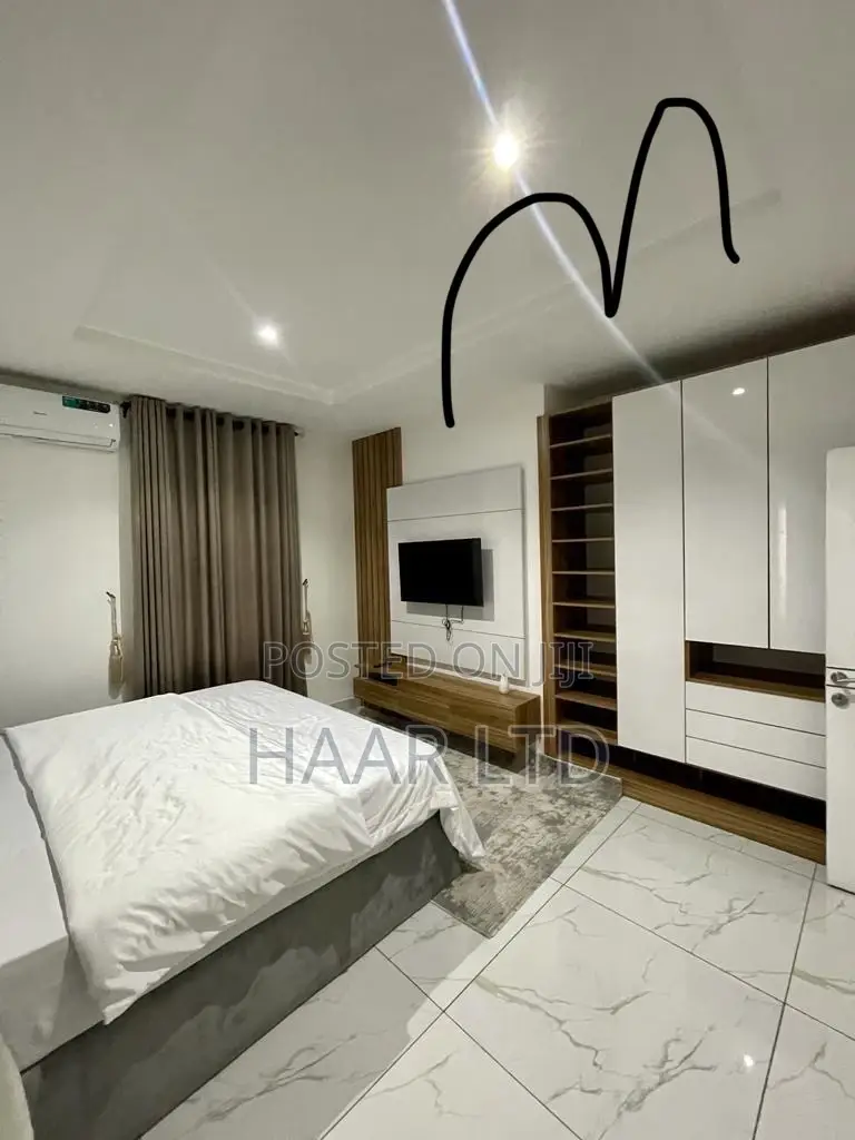 Luxurious 2/3 Bedroom Victoria Island