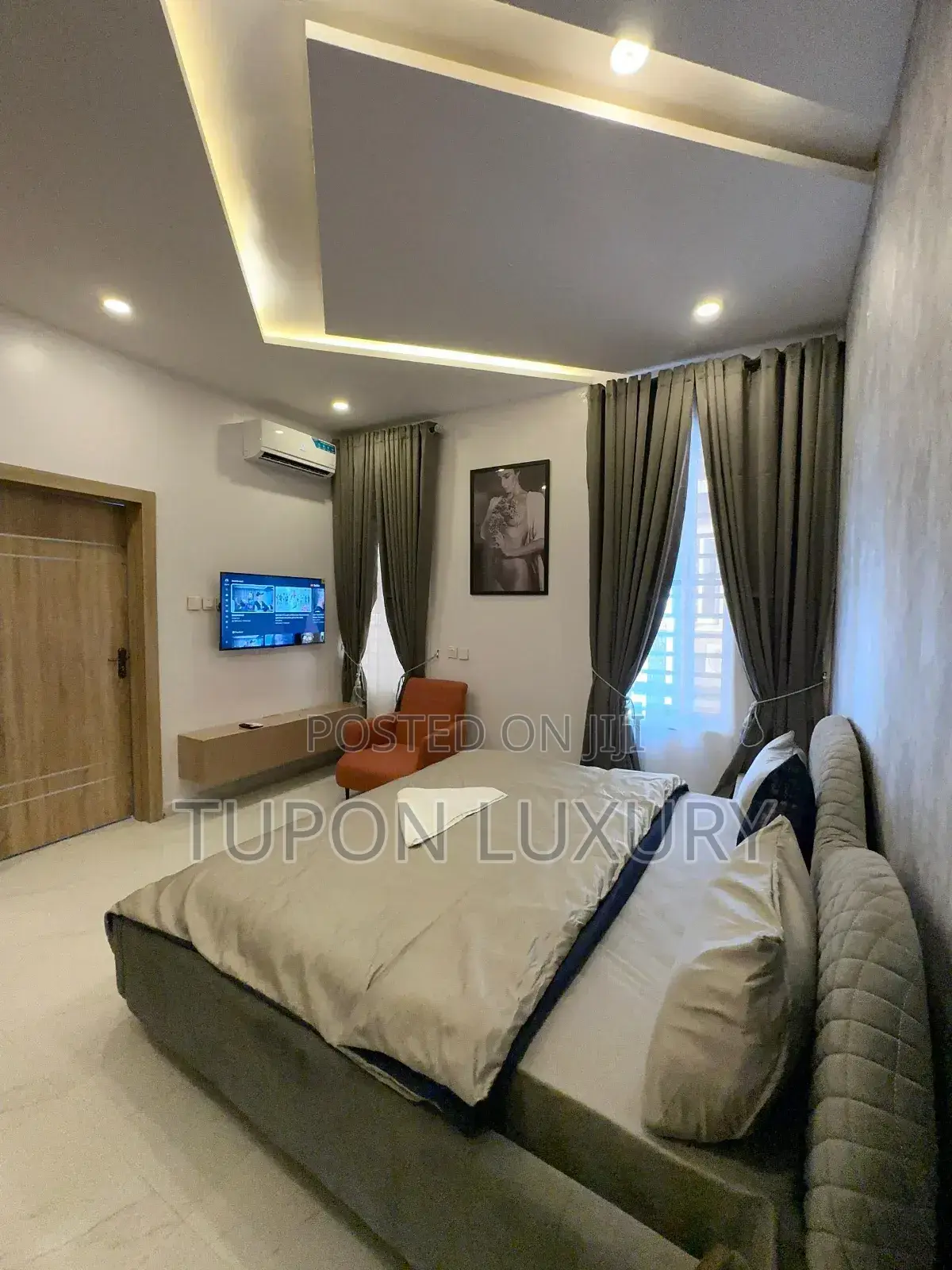 2 Bed Apartment With Private Cinema, Bath Tub Ps5