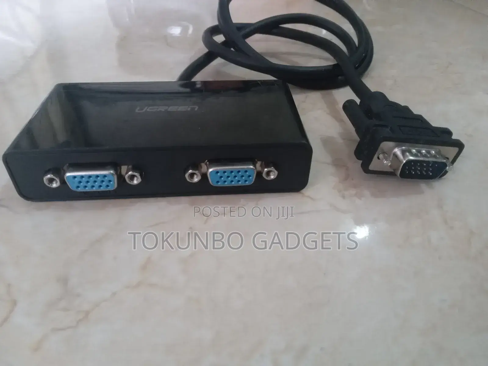 Ugreen Male VGA to 2 Female VGA Video Splitter