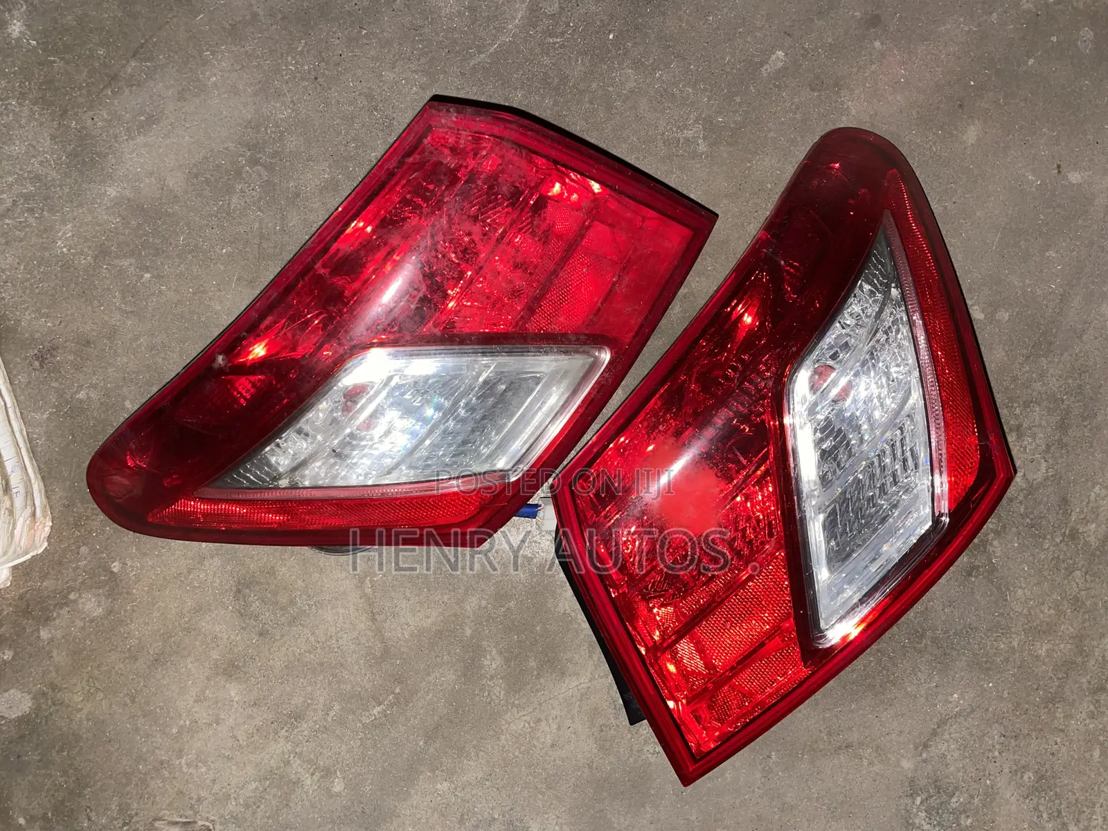 Set Rear Light Es 2008