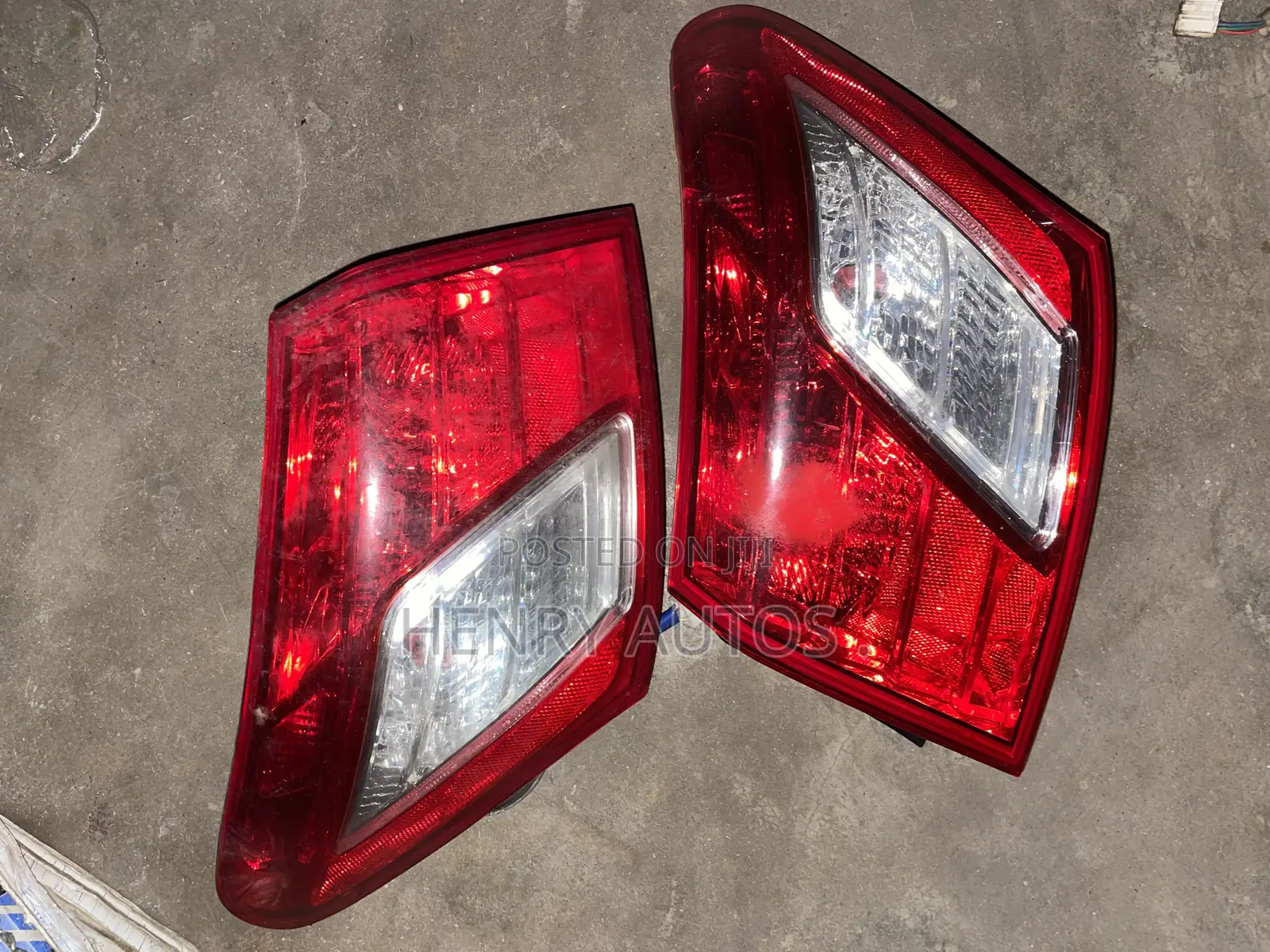 Set Rear Light Es 2008