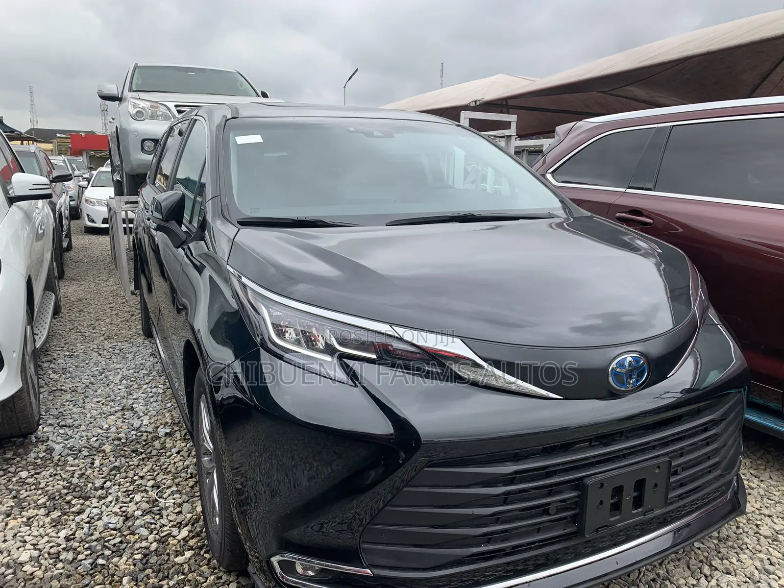 Toyota Sienna XLE AWD 7-Passenger 2023 Black