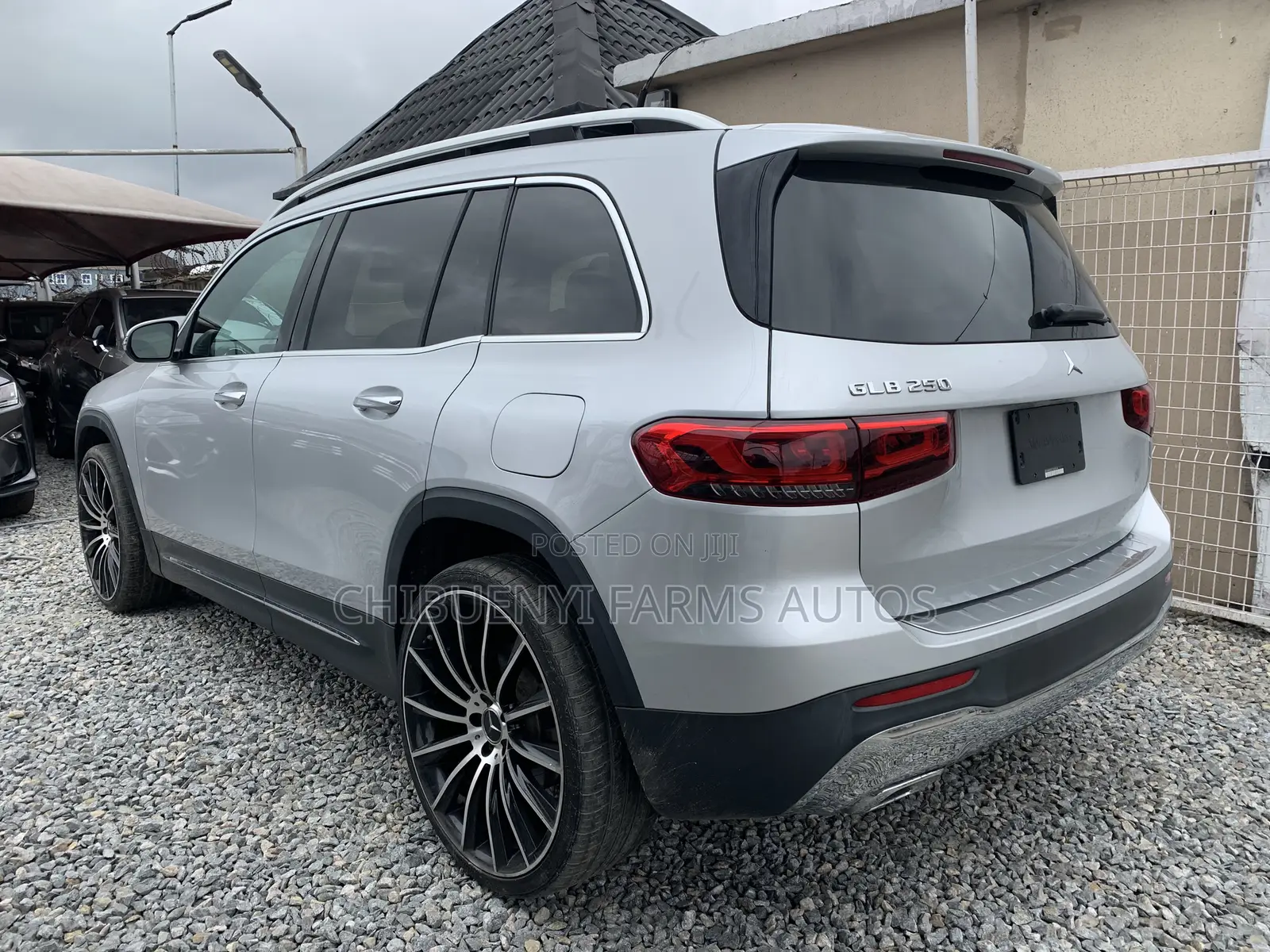 Mercedes-Benz GLB-Class GLB 250 4MATIC 2020 Silver