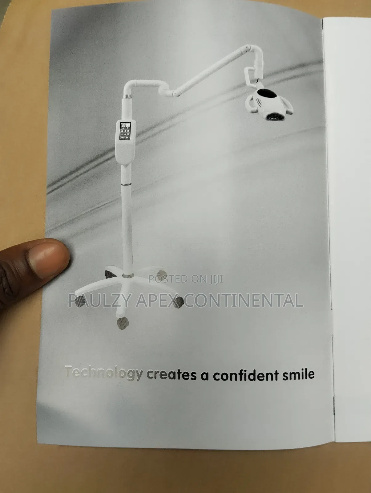 Teeth Whitening Machine Standing (Multicolour)
