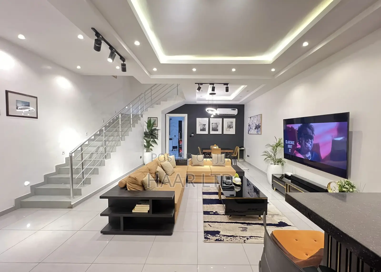 4 Bedroom Waterfront Shortlet