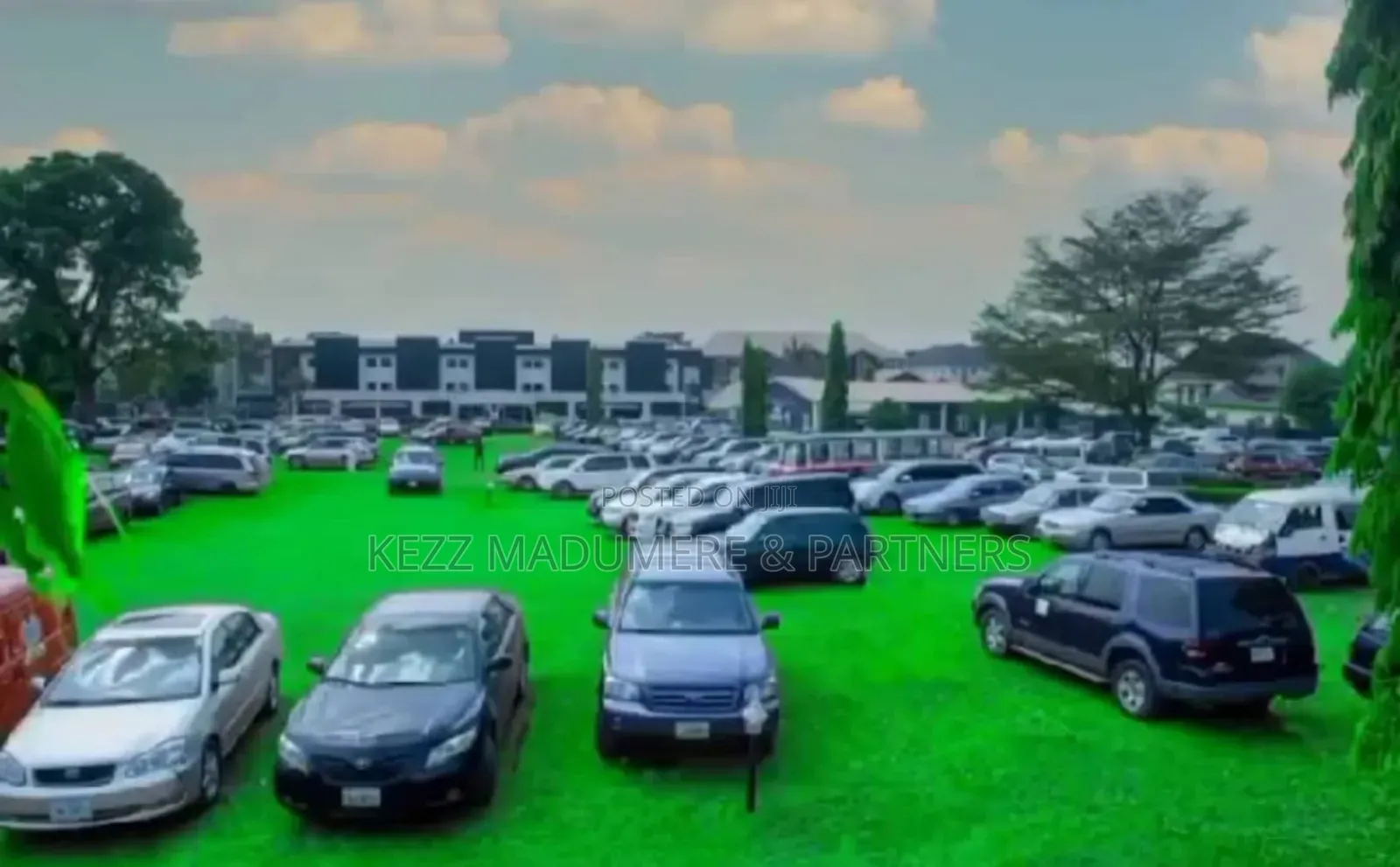 For Sale : 80 Rooms Functional Hotel