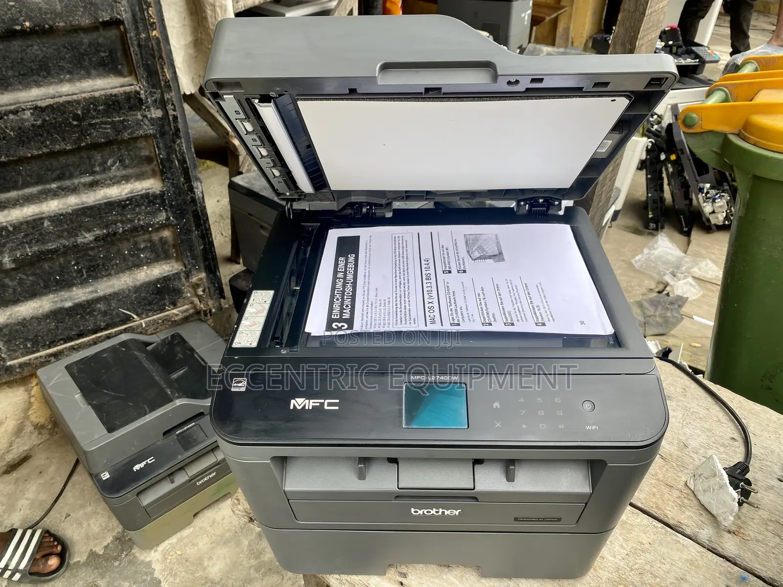 Brother MFC L2700dn Photocopier