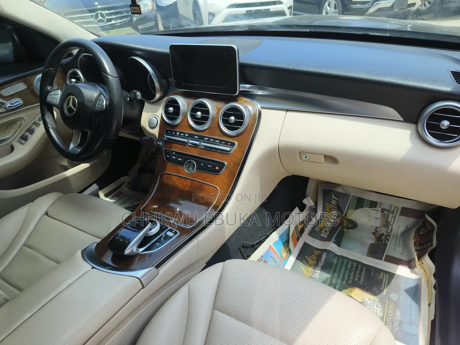 Mercedes-Benz C300 2016 Black