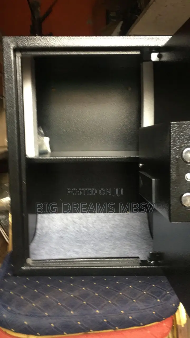 B560 Non Fireproof Safe (Fingerprint)