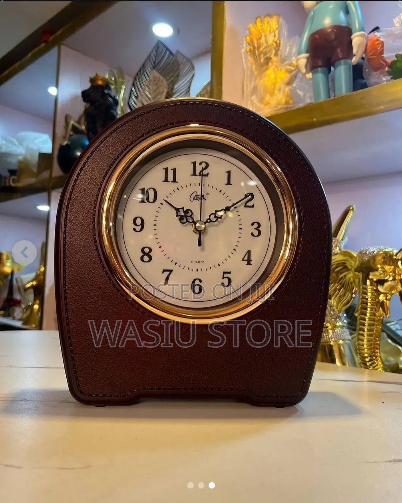Round Shape Table Clock