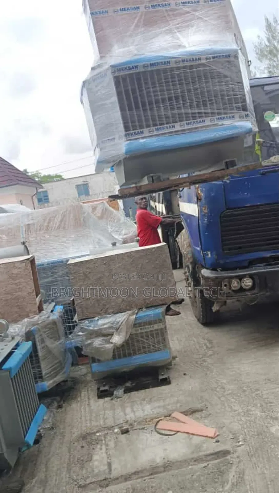 300kva 33kv Meksan Transformers 415v , 