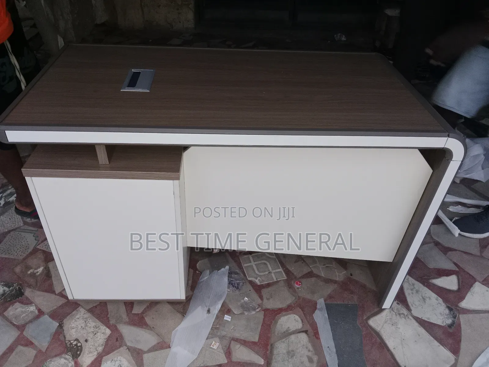 Classic Unique Office Desk