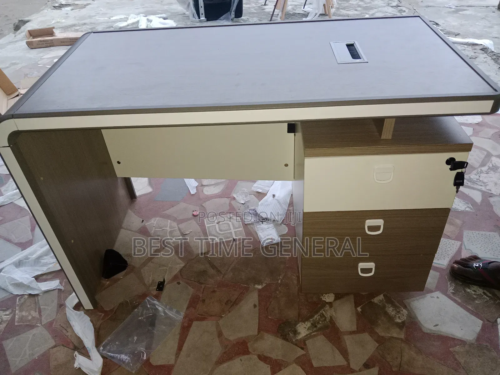 Classic Unique Office Desk