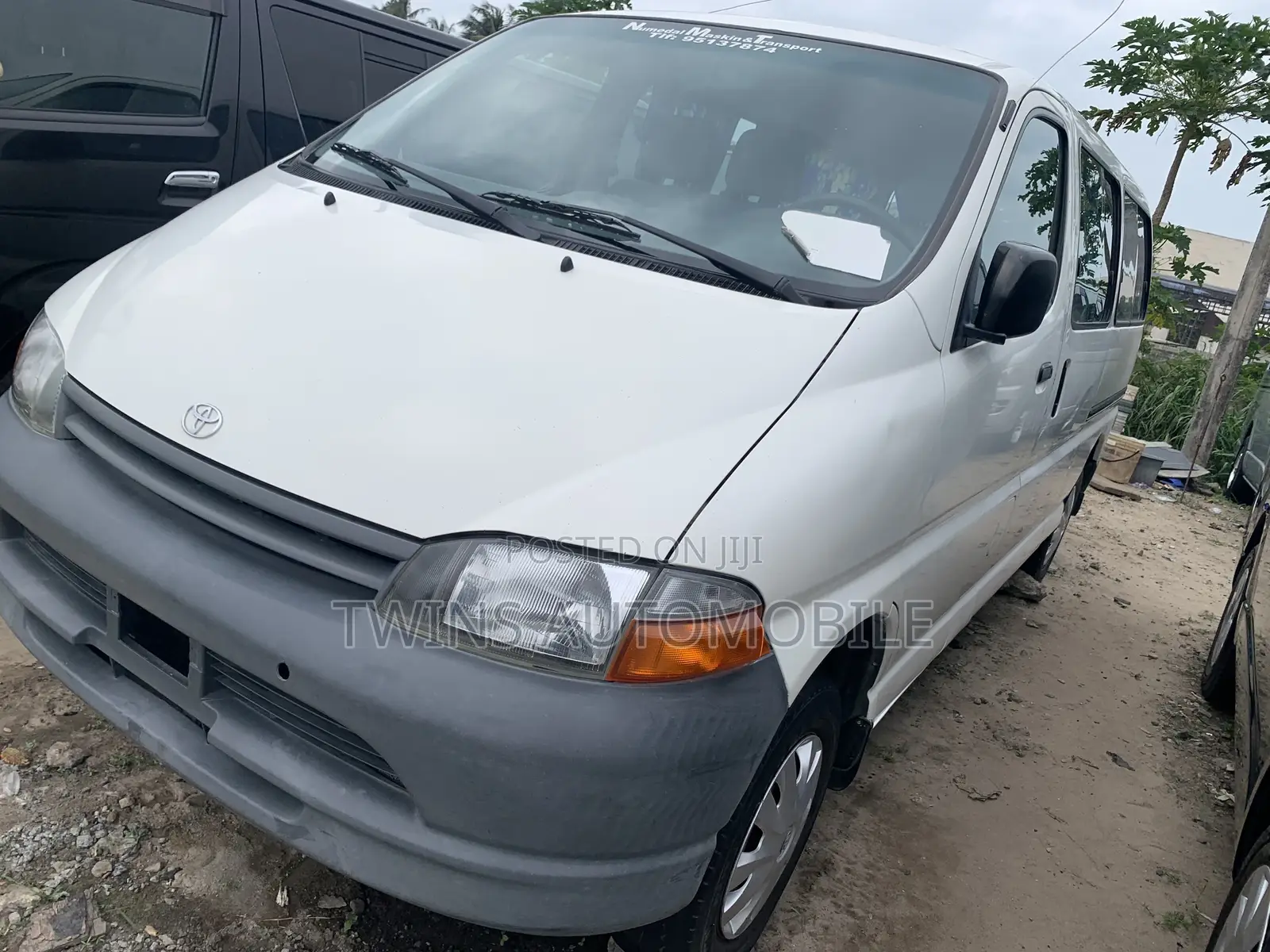 Toyota HiAce 2005 White