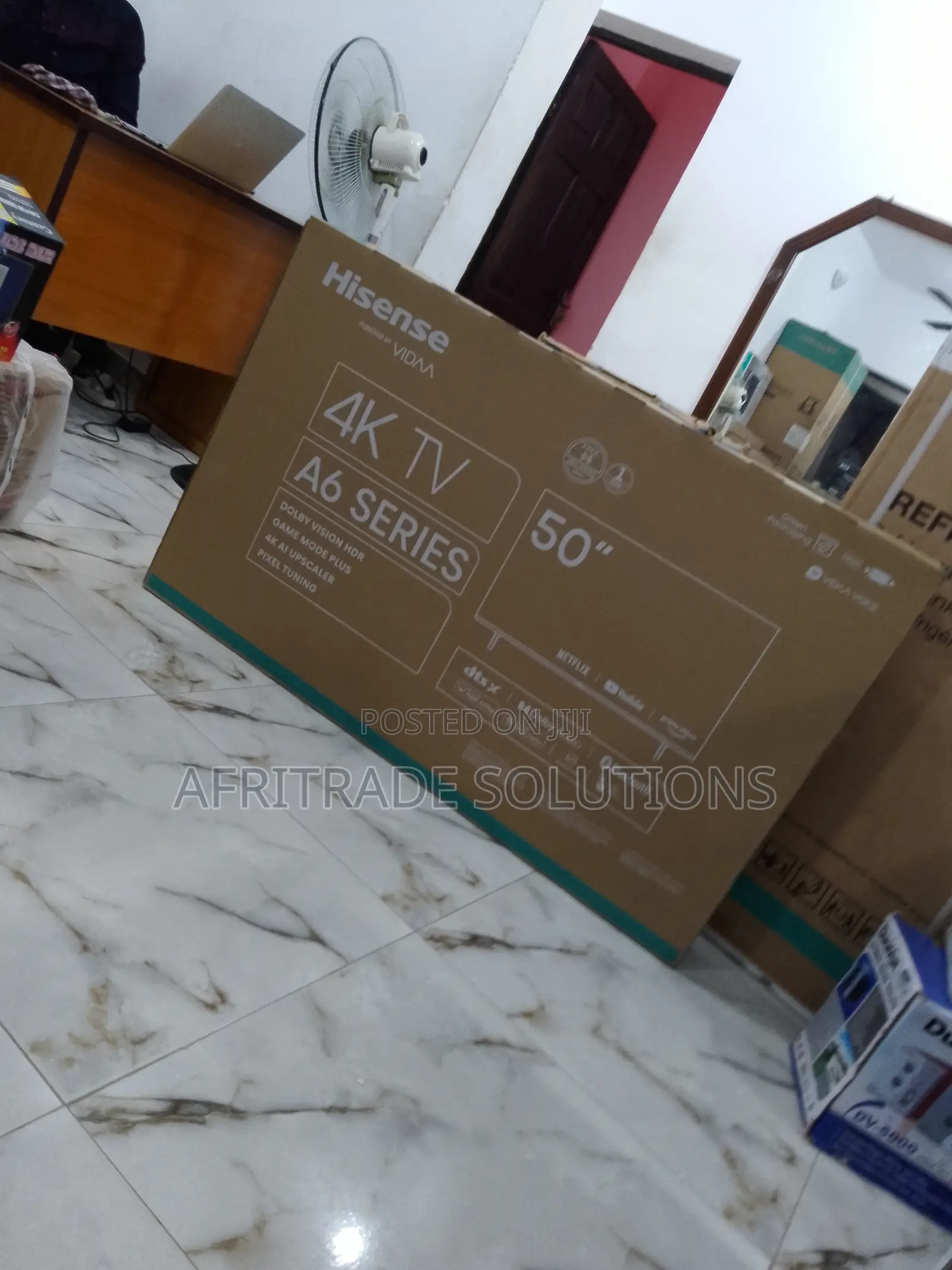50 Inches Hisense Smart TV- Clean View Images