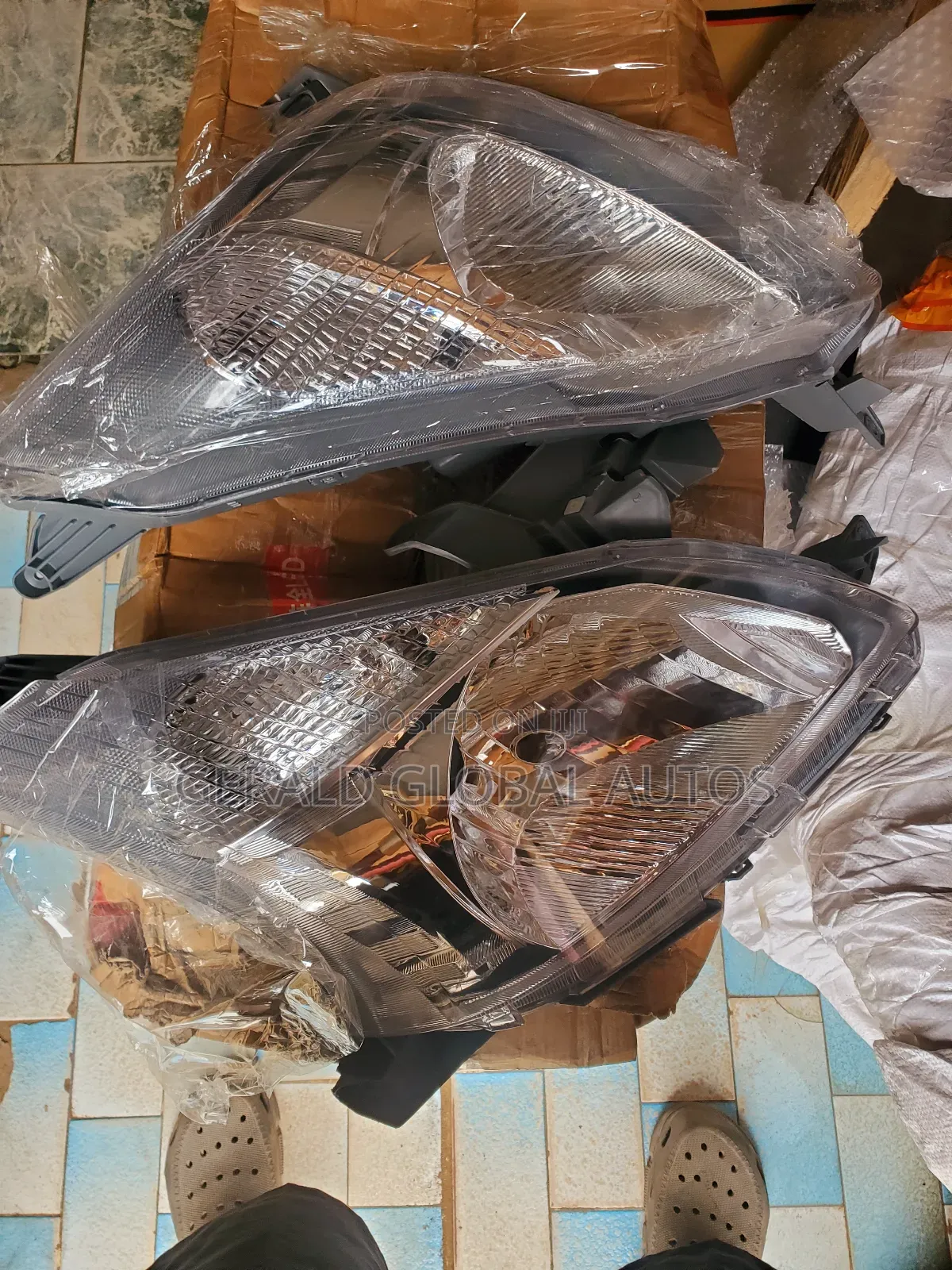 Head Lamp Toyota Avanza 2012 - 2014