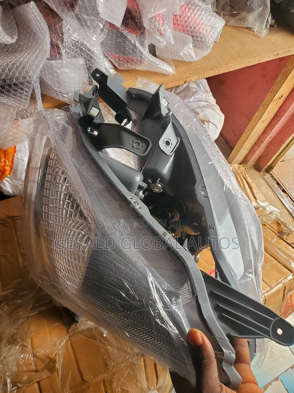 Head Lamp Toyota Avanza 2012 - 2014
