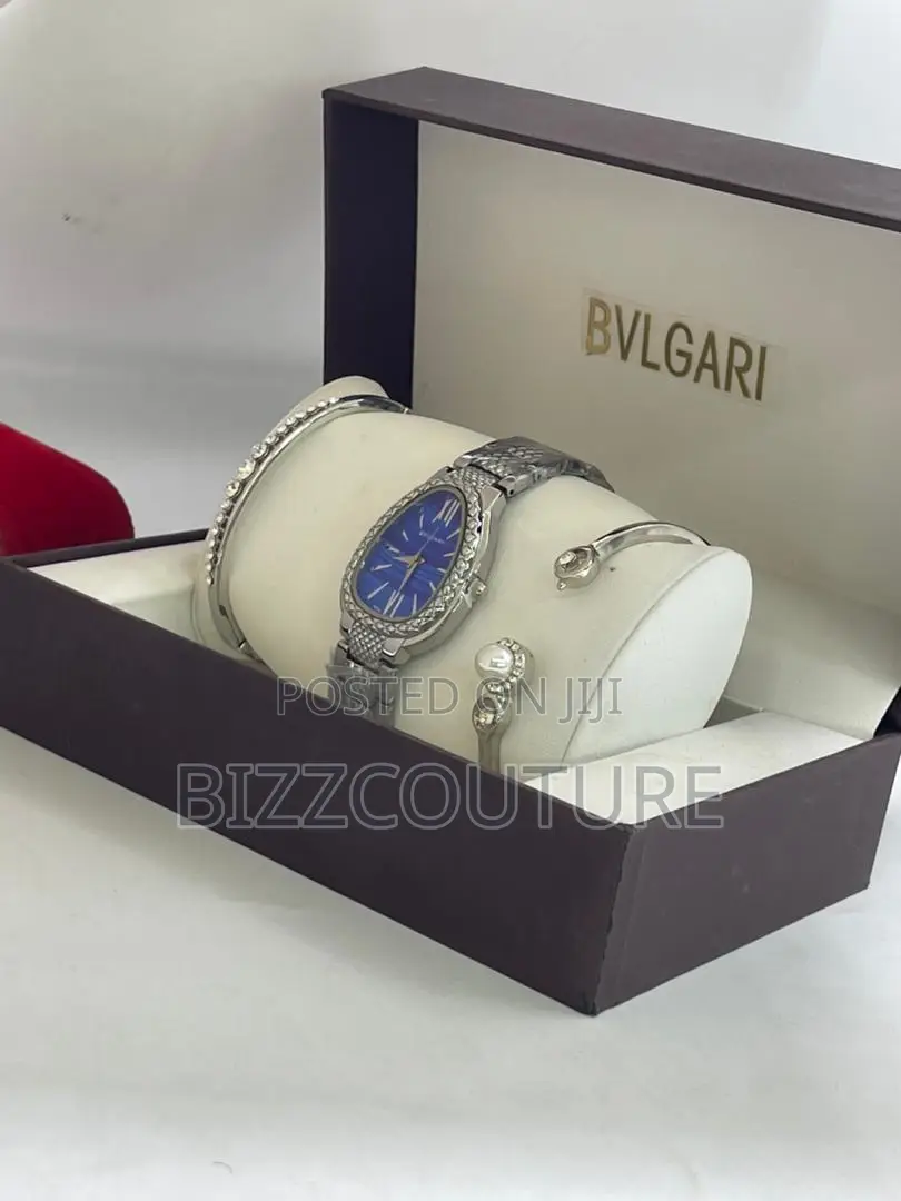 Original Bvlgari Fully Box Silver Chain Watch Is Available