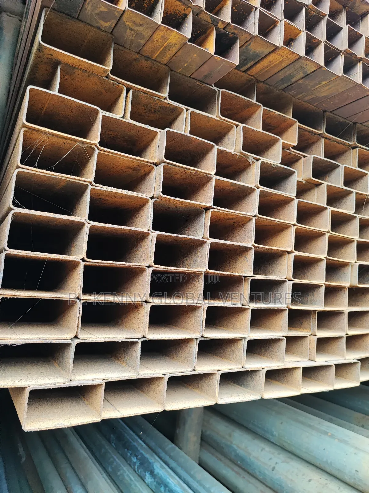 8cm X 4cm X 2mm Rectangular Pipe ( Full 75x40x2mm )