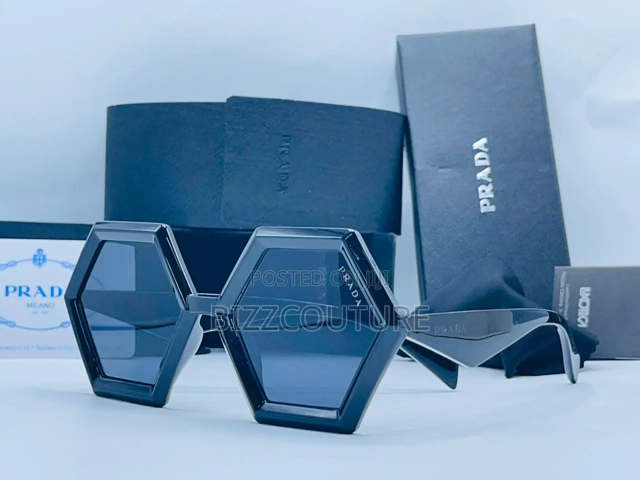 Original PRADA Black Frame Sunglasses Is Available in Store
