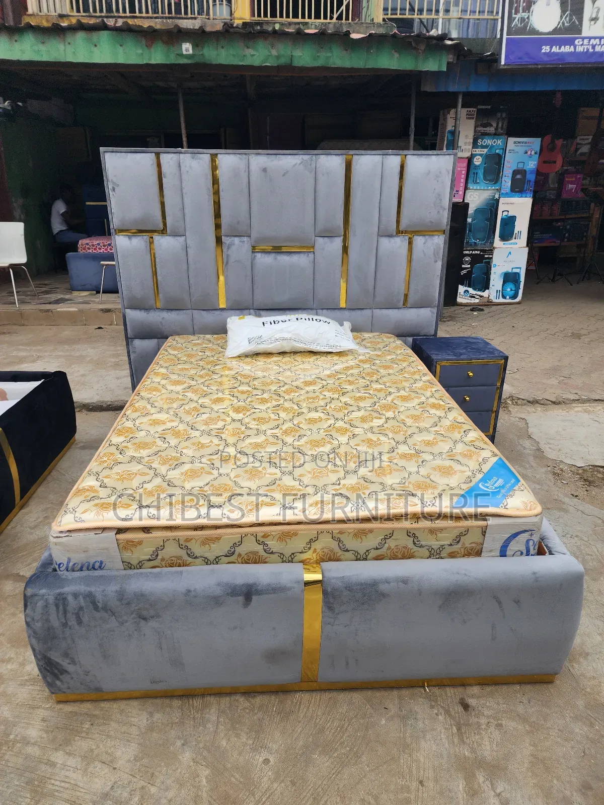 Quality 4.5by6 Upholstery Padded Bed Frame With One Bed Side