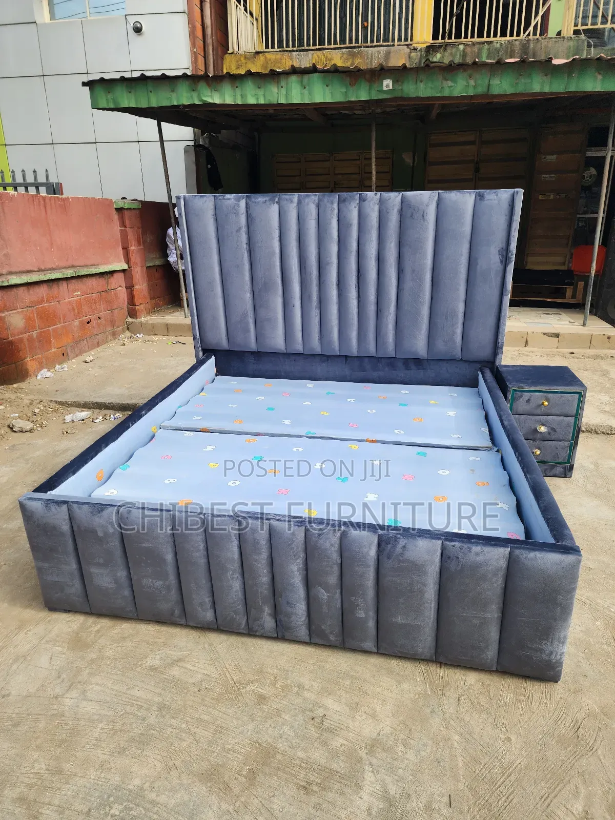Quality 6by6 Upholstery Padded Bed Frame With One Bed Side