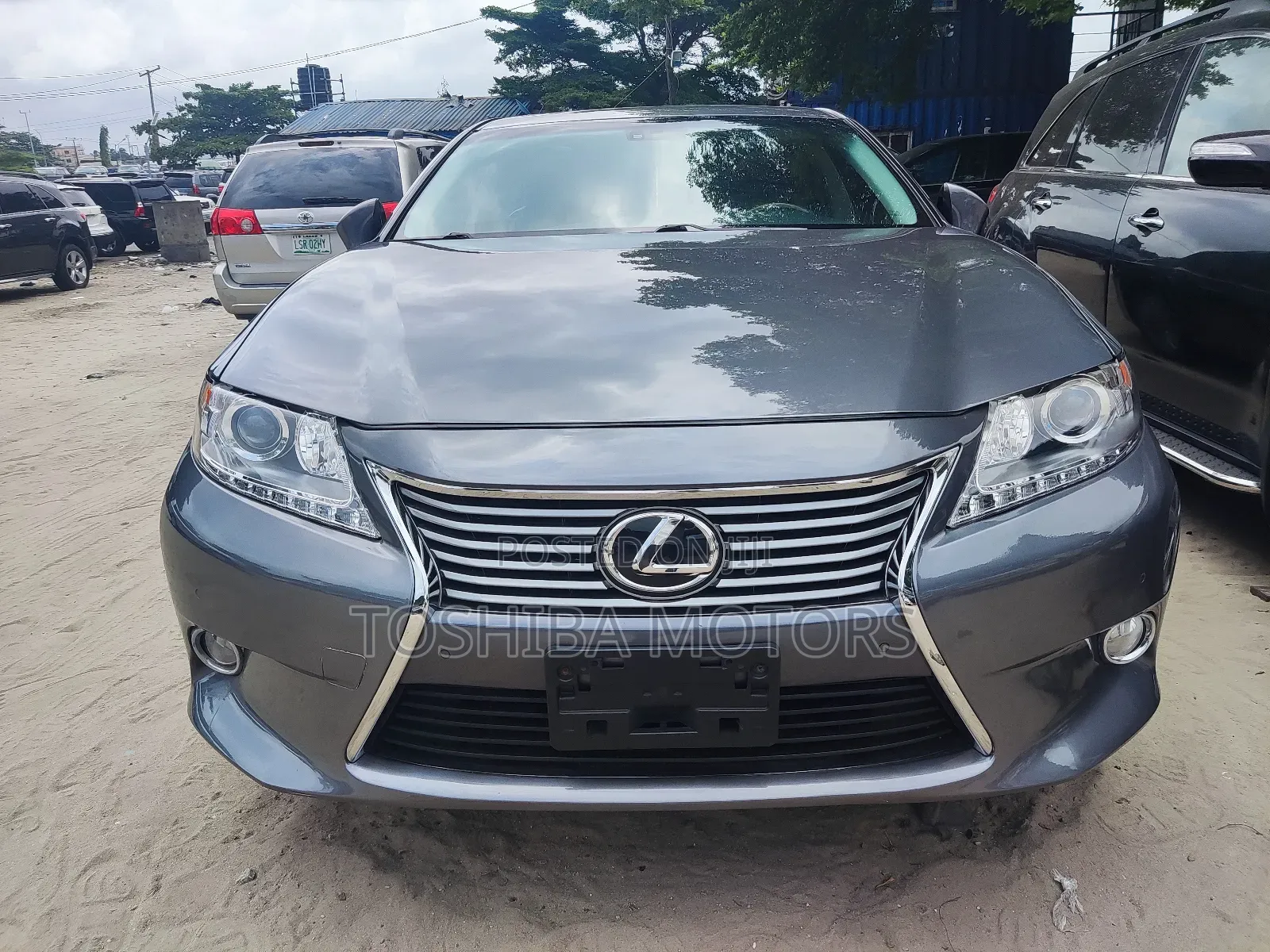 Lexus ES 350 FWD 2014 Gray
