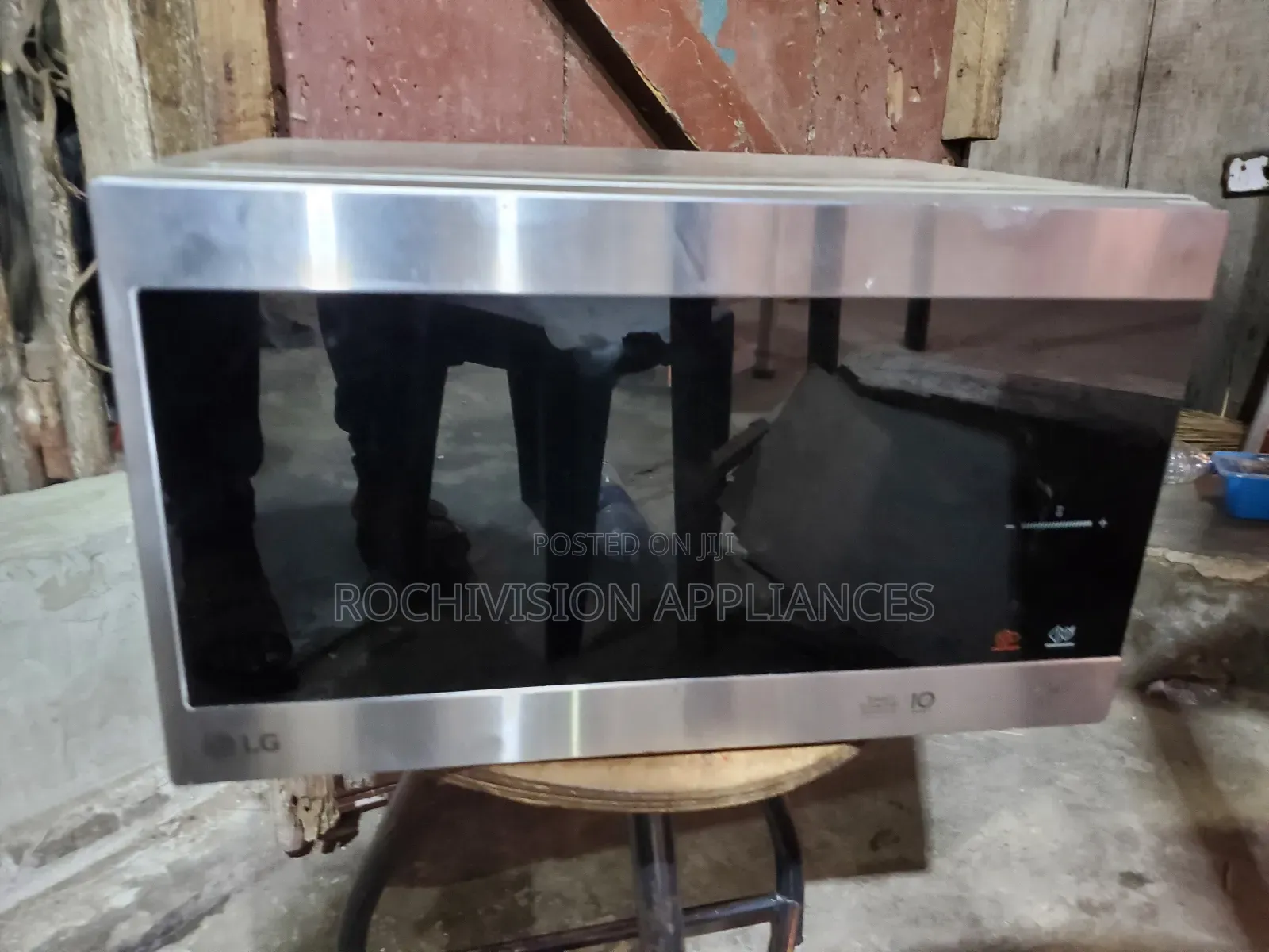 LG Inverter Microwave With LED Lights and Display New Model