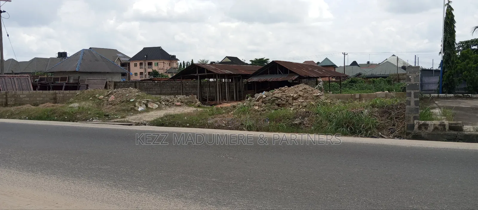 For Sale: 2 Plots on the Major Sars Road