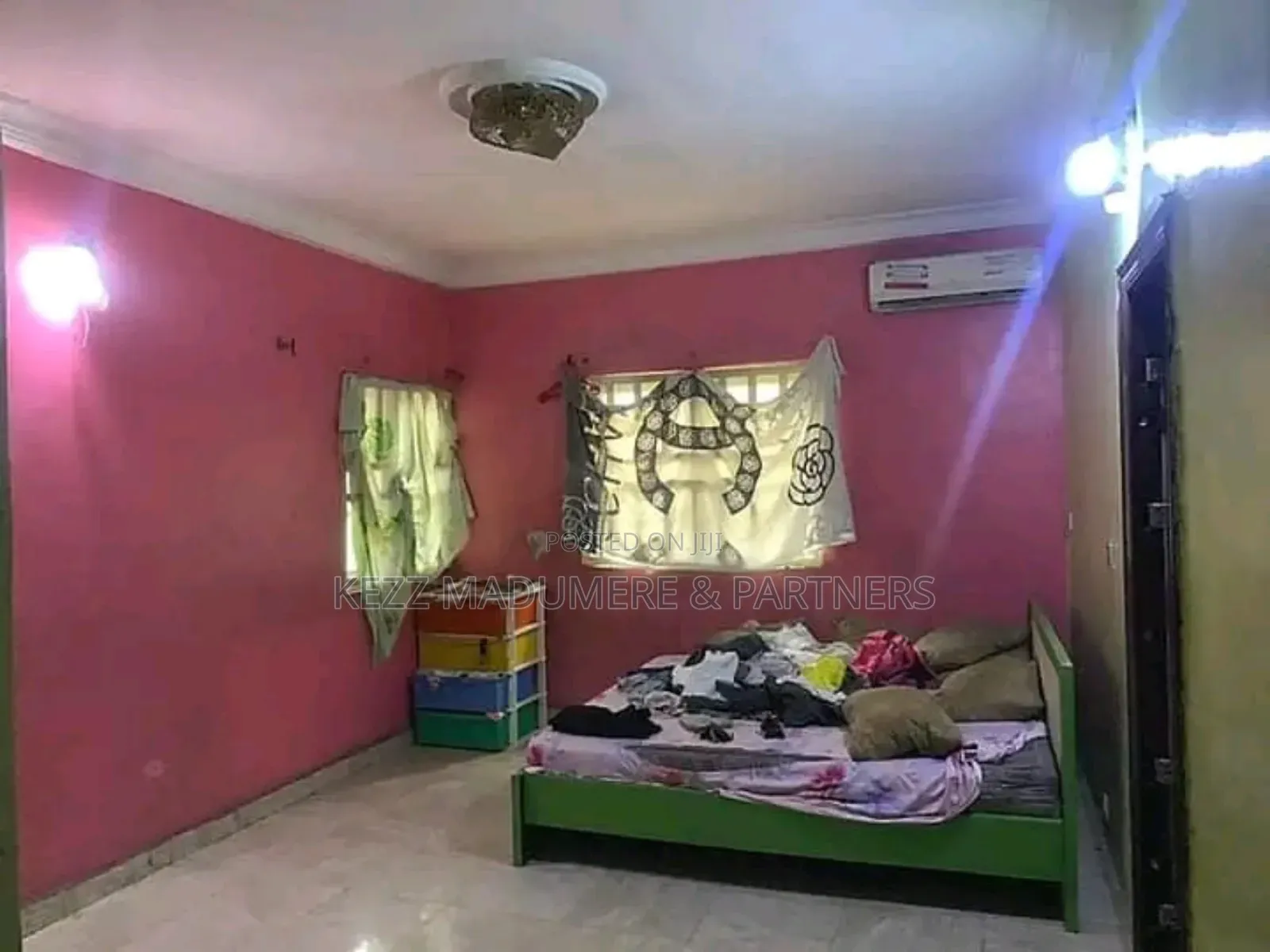 4bdrm Bungalow in Ogbogoro Road , Port for sale