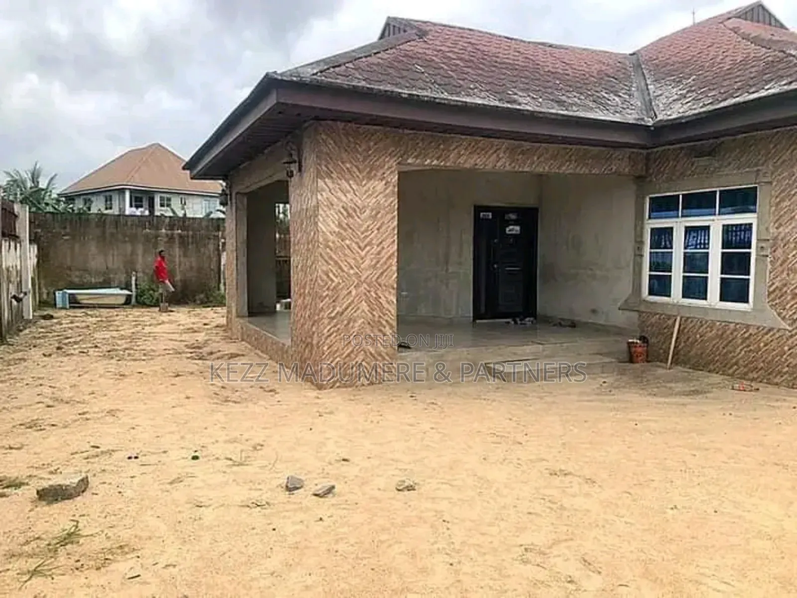 4bdrm Bungalow in Ogbogoro Road , Port for sale