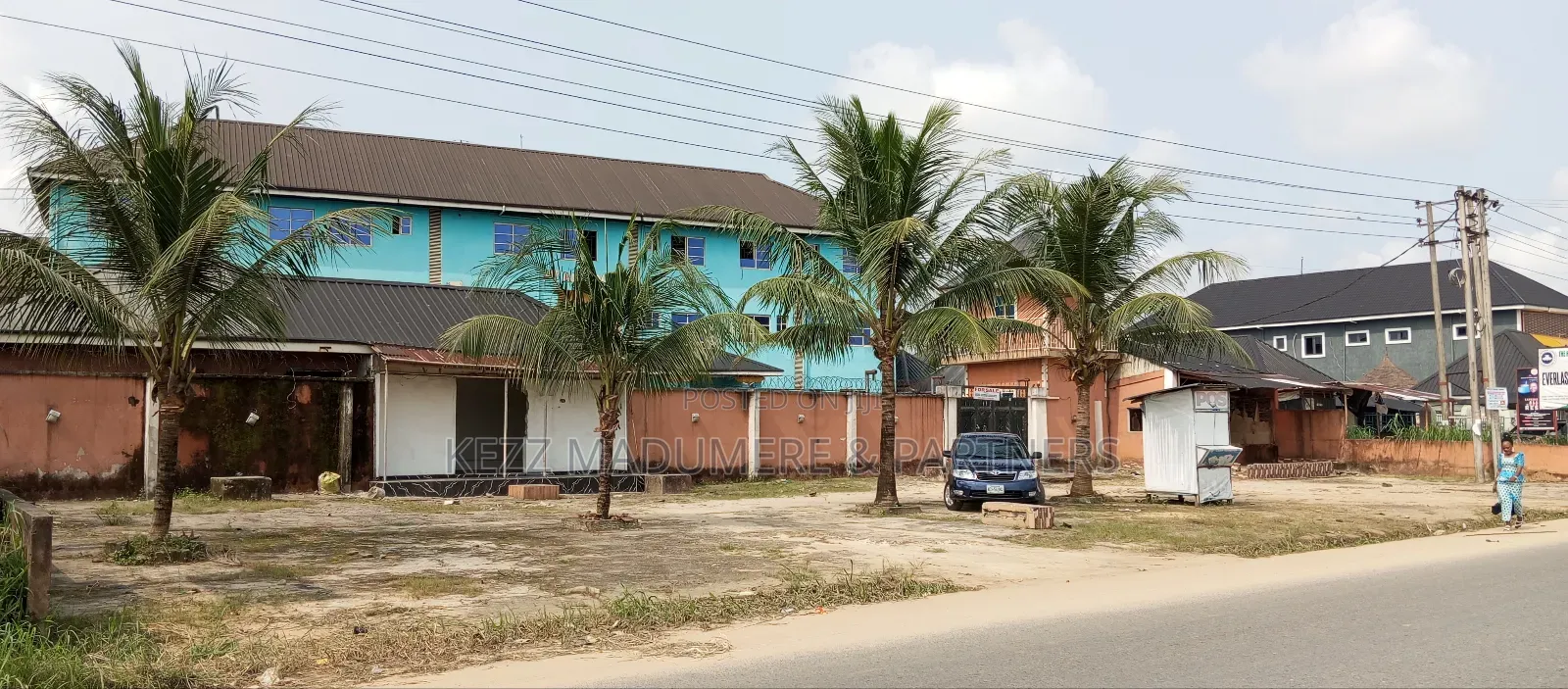For Sale : 30 Rooms Non Functional Hotel