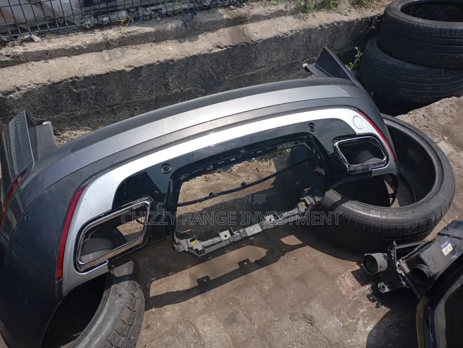 Range Rover Velar Rear Bumper Upgrade