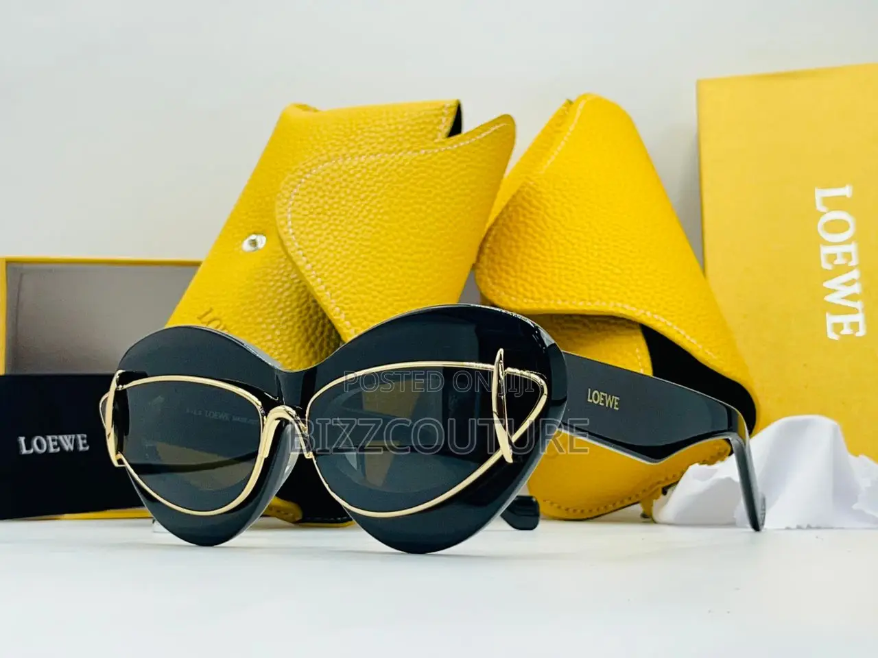 Original Loewe Tinted Sunglasses Is Available Now