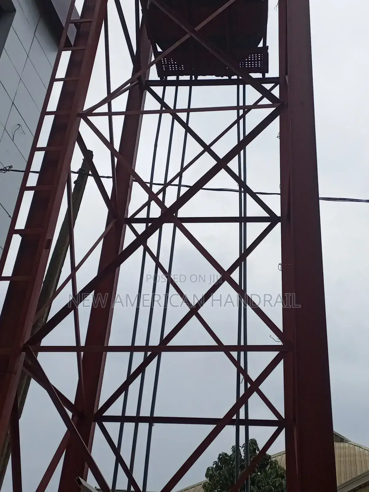 Trendn Strong Durable Rot Iron Tankstand With Latest Designs